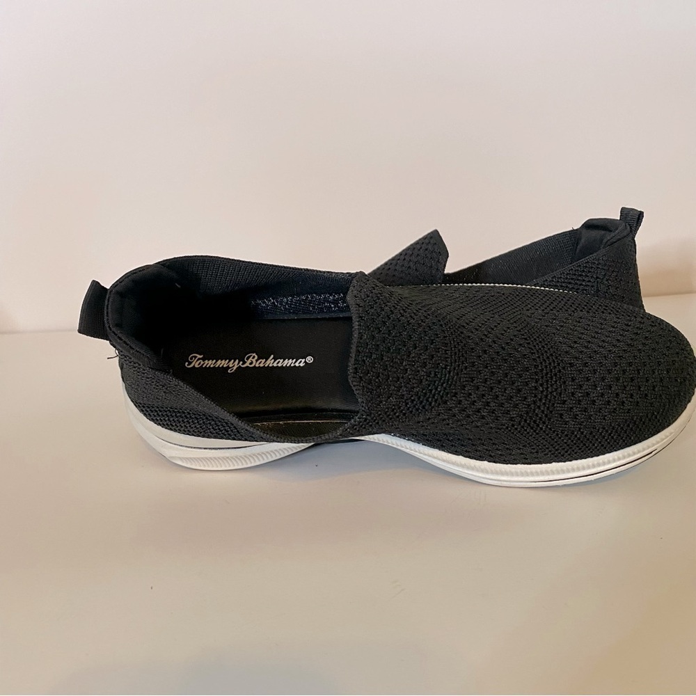 NWOT Tommy Bahama Slip On Memory Foam Sneaker Black Women’s 8 - Picture 4 of 7